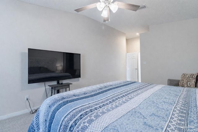 1412 Castnet Dr, Navarre, FL 32566