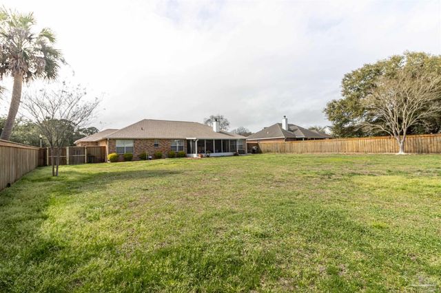 1412 Castnet Dr, Navarre, FL 32566