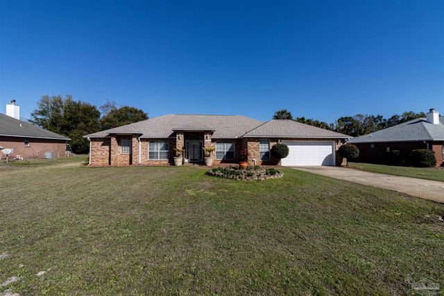 1412 Castnet Dr, Navarre, FL 32566