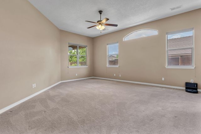 1108 Threadgrass Road NE, Rio Rancho, NM 87144