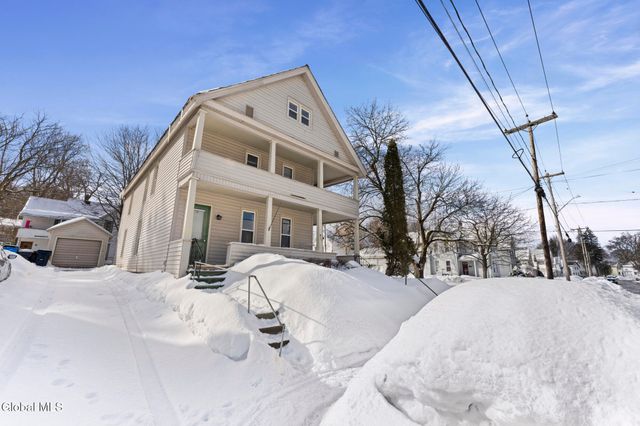 50 6th Avenue, Gloversville, NY 12078