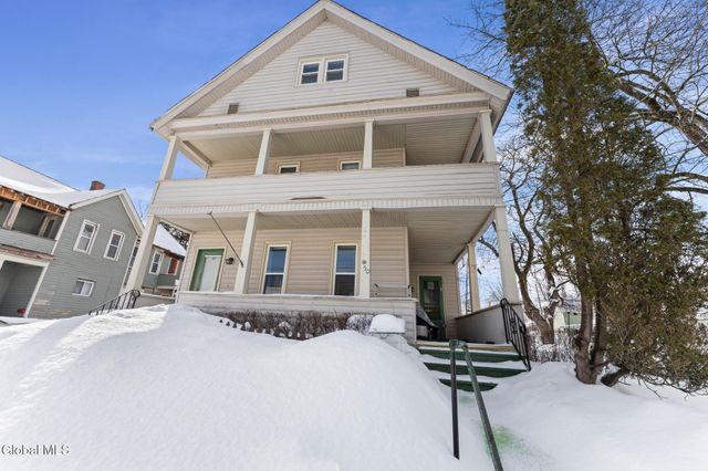 50 6th Avenue, Gloversville, NY 12078