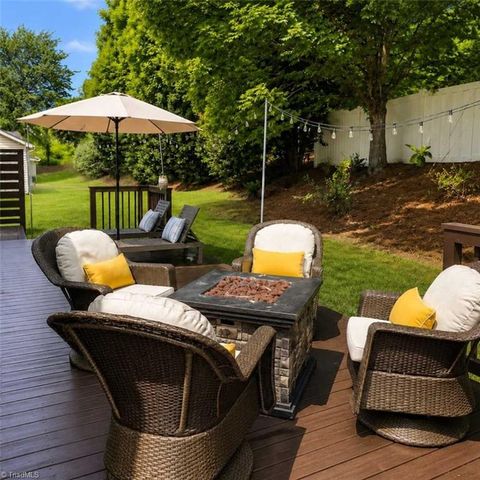 256 Brooks Landing Drive, Winston-salem, NC 27106