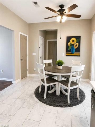 256 Brooks Landing Drive, Winston-salem, NC 27106