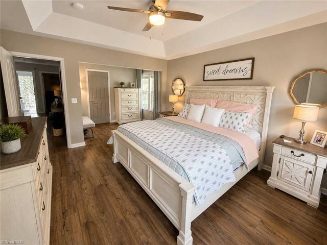 256 Brooks Landing Drive, Winston-salem, NC 27106