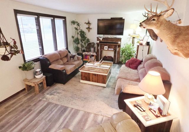 1225 DELRAY DRIVE, Green Bay, WI 54304