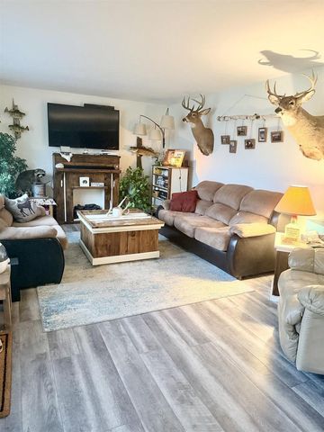 1225 DELRAY DRIVE, Green Bay, WI 54304