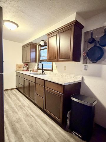 1225 DELRAY DRIVE, Green Bay, WI 54304