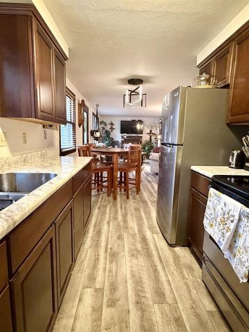 1225 DELRAY DRIVE, Green Bay, WI 54304