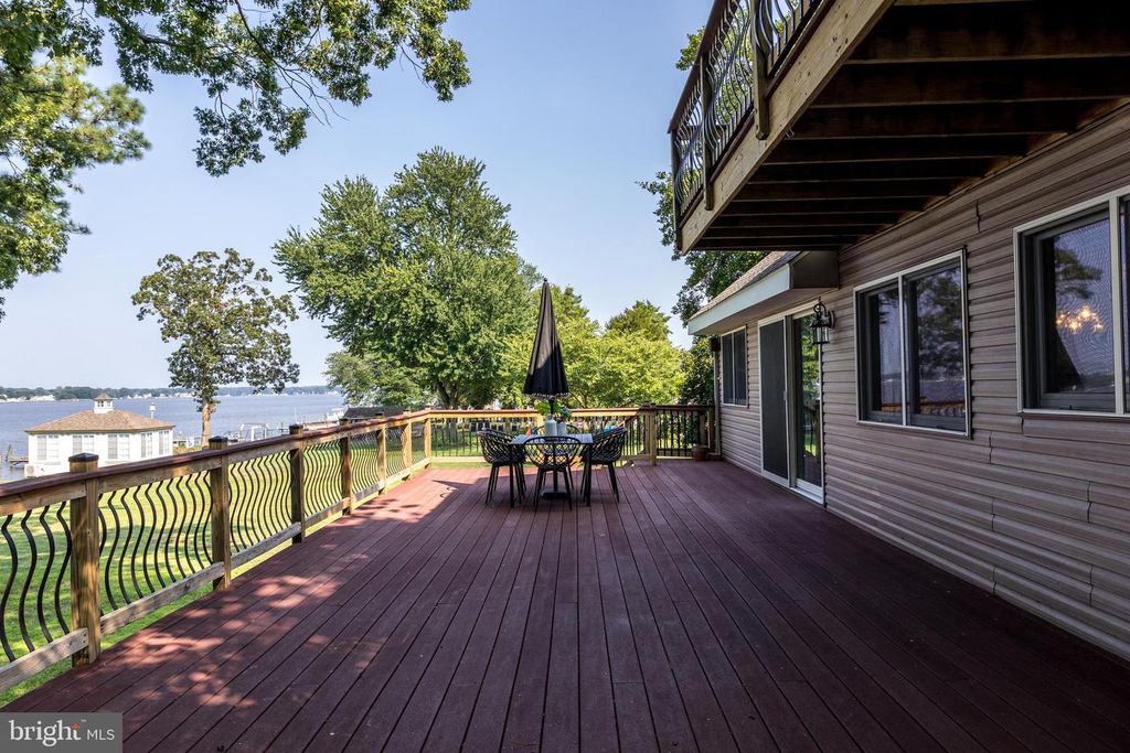 3800-B EDGEWATER PL, Baltimore, MD 21222