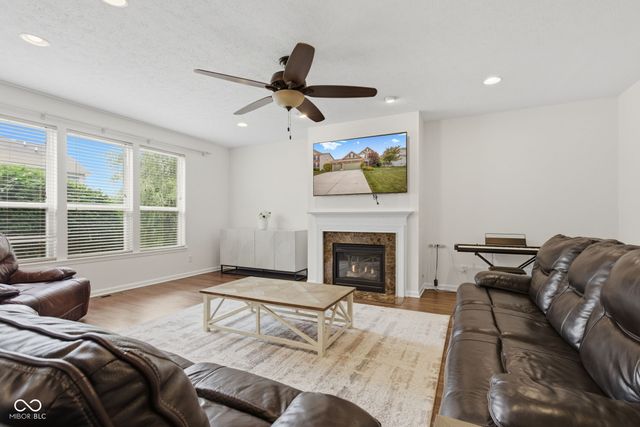 1418 Lavender Lane, Greenwood, IN 46143