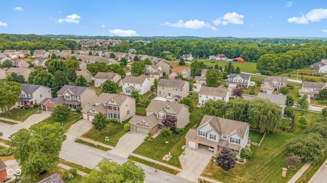 1418 Lavender Lane, Greenwood, IN 46143