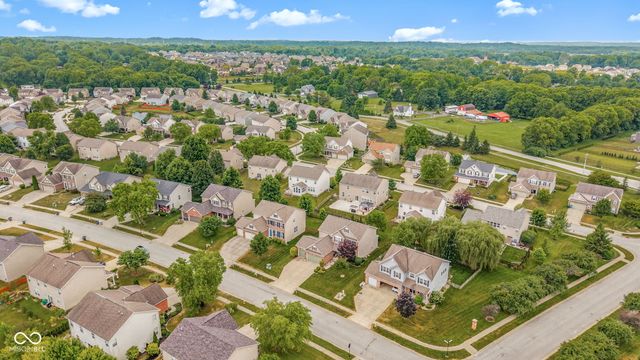 1418 Lavender Lane, Greenwood, IN 46143
