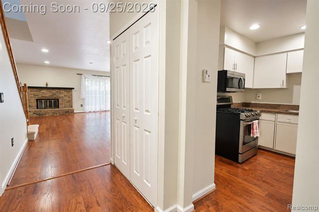 538 Tennyson, Rochester Hills, MI 48307
