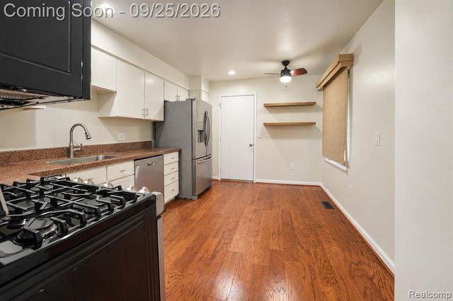 538 Tennyson, Rochester Hills, MI 48307