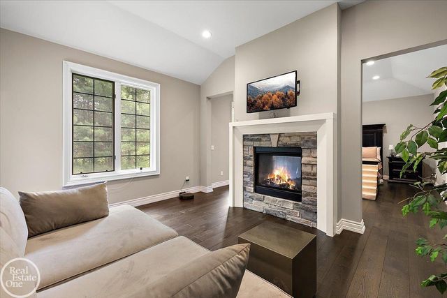 60330 Mount Vernon Road, Washington Twp, MI 48306