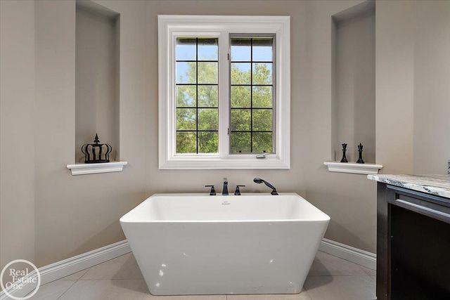 60330 Mount Vernon Road, Washington Twp, MI 48306