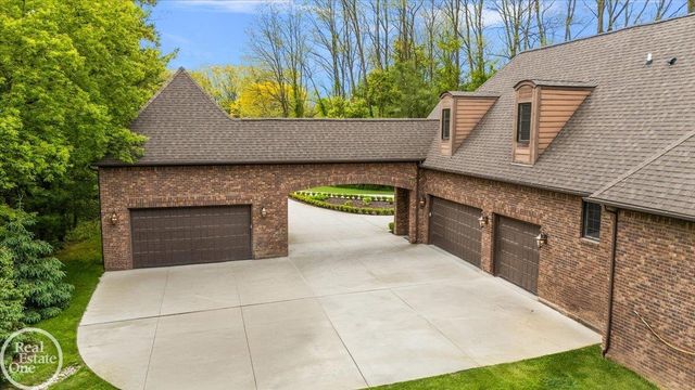 60330 Mount Vernon Road, Washington Twp, MI 48306