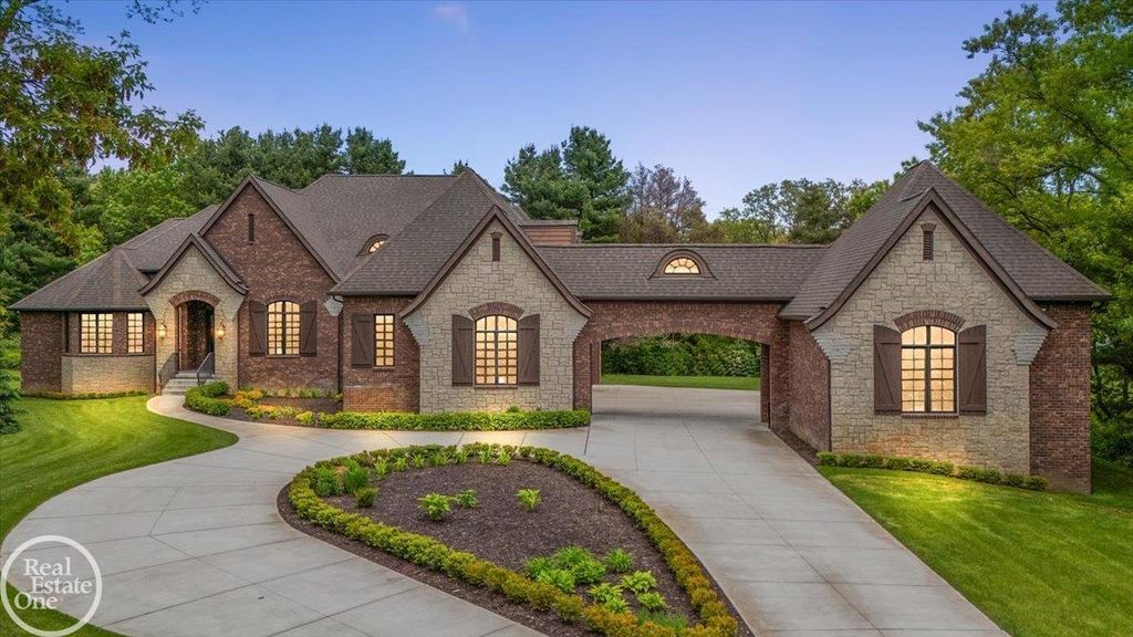 60330 Mount Vernon Road, Washington Twp, MI 48306