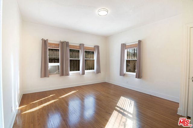 126 N Sycamore Avenue, Los Angeles, CA 90036