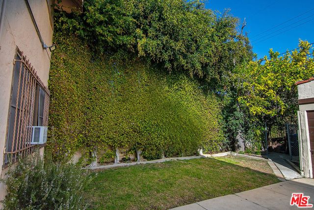 126 N Sycamore Avenue, Los Angeles, CA 90036