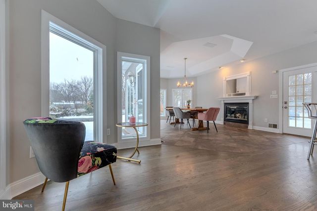 760 NEWLINS RD E, Easton, PA 18040