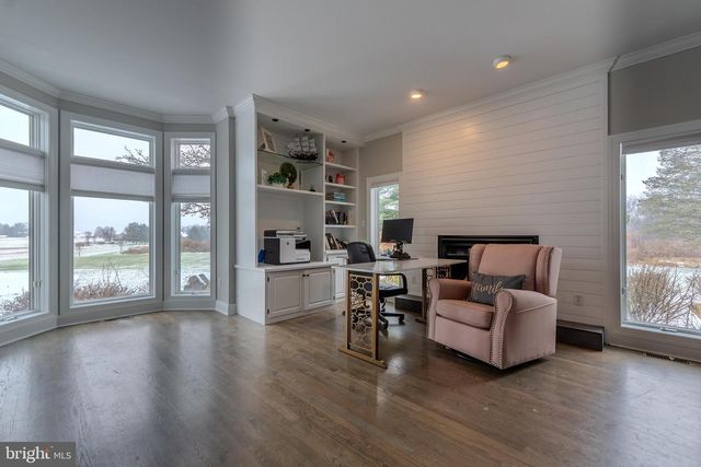 760 NEWLINS RD E, Easton, PA 18040