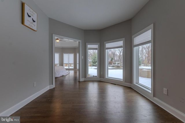 760 NEWLINS RD E, Easton, PA 18040