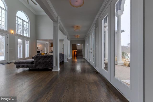 760 NEWLINS RD E, Easton, PA 18040