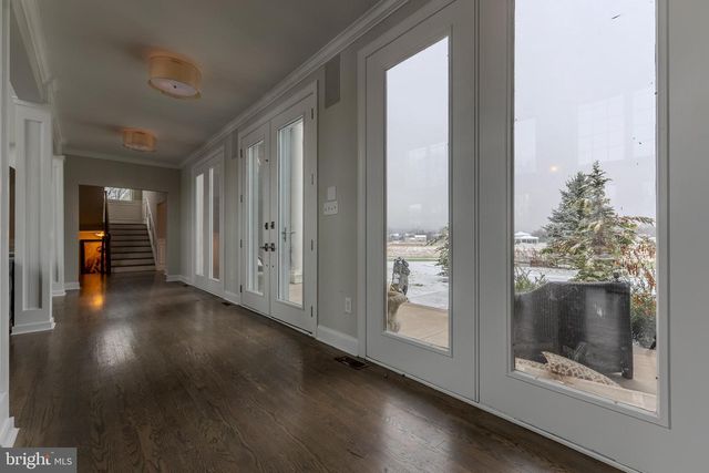 760 NEWLINS RD E, Easton, PA 18040