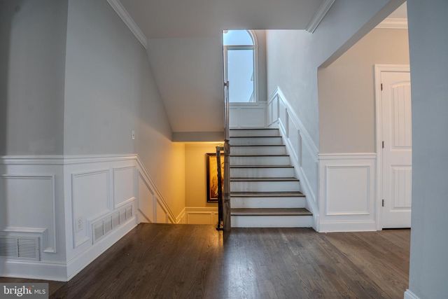 760 NEWLINS RD E, Easton, PA 18040