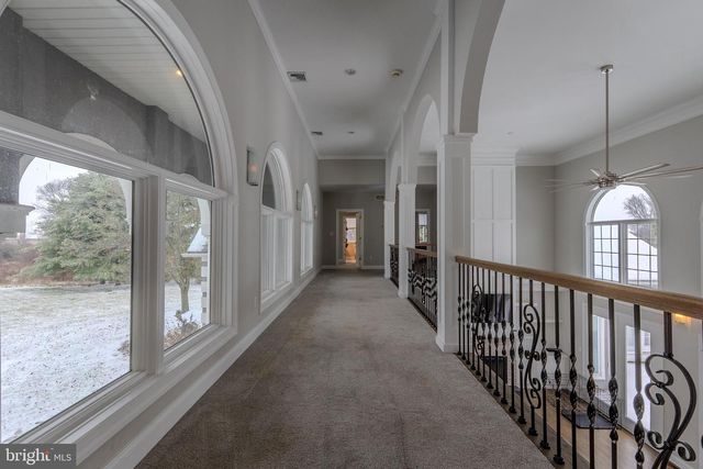 760 NEWLINS RD E, Easton, PA 18040