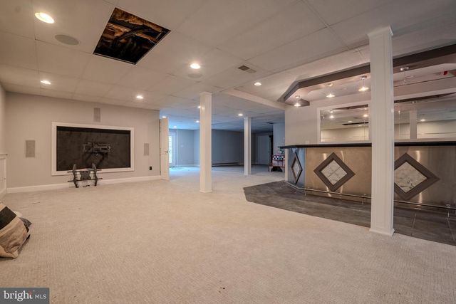 760 NEWLINS RD E, Easton, PA 18040