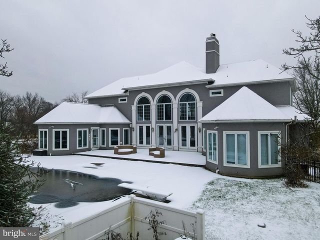 760 NEWLINS RD E, Easton, PA 18040