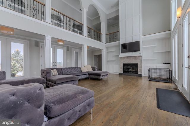 760 NEWLINS RD E, Easton, PA 18040