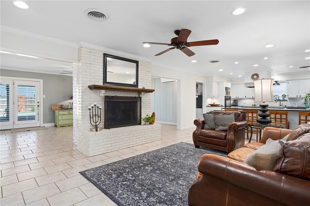 53 Camden Place, Corpus Christi, TX 78412