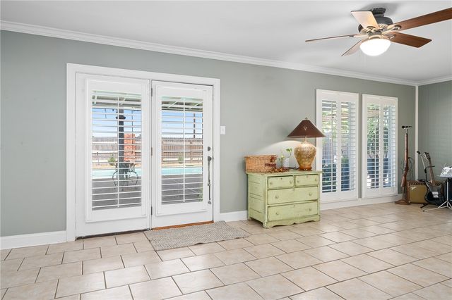 53 Camden Place, Corpus Christi, TX 78412
