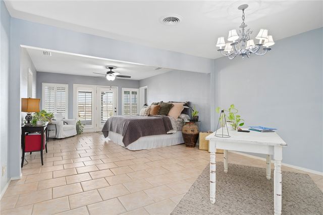 53 Camden Place, Corpus Christi, TX 78412