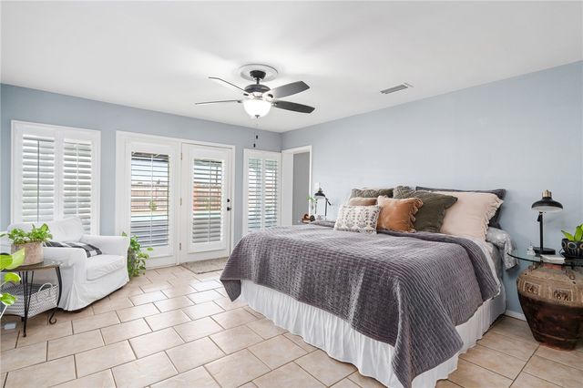 53 Camden Place, Corpus Christi, TX 78412