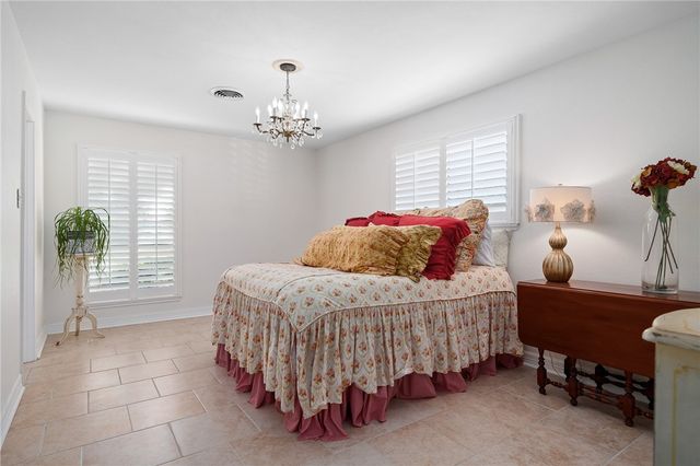 53 Camden Place, Corpus Christi, TX 78412