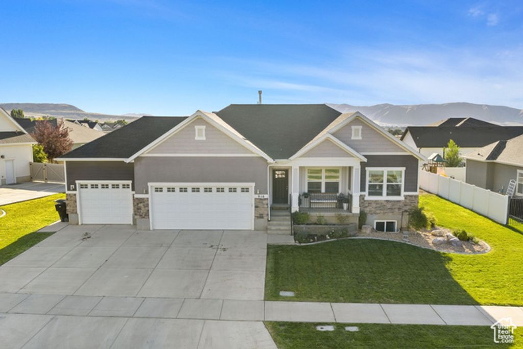 916 S 100 E, Salem, UT 84653