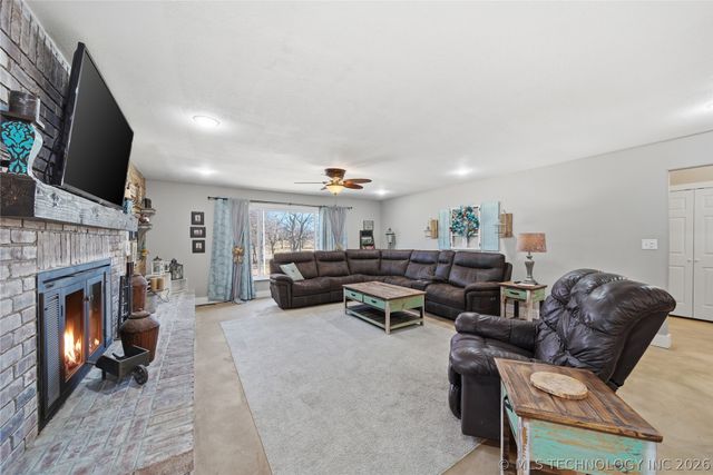 3811 S 45th E, Muskogee, OK 74403