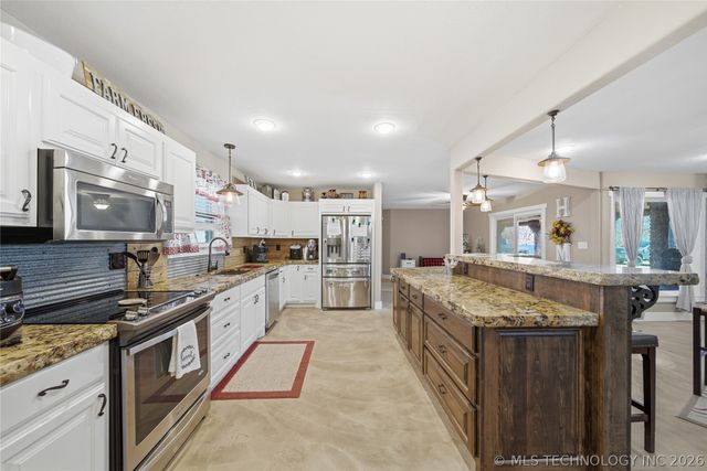 3811 S 45th E, Muskogee, OK 74403