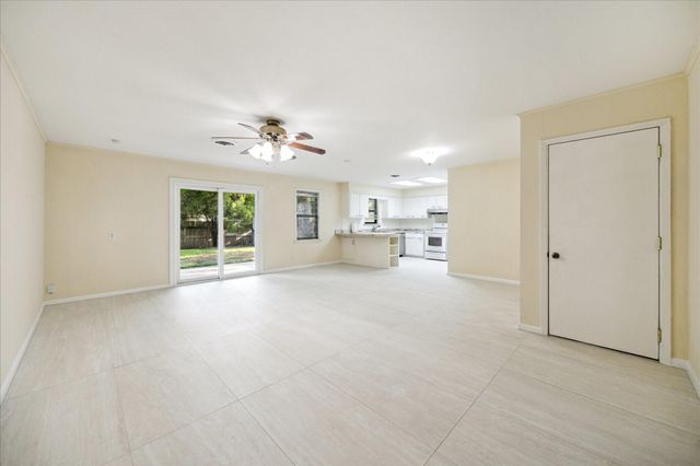 8907 Autauga Street, Houston, TX 77080