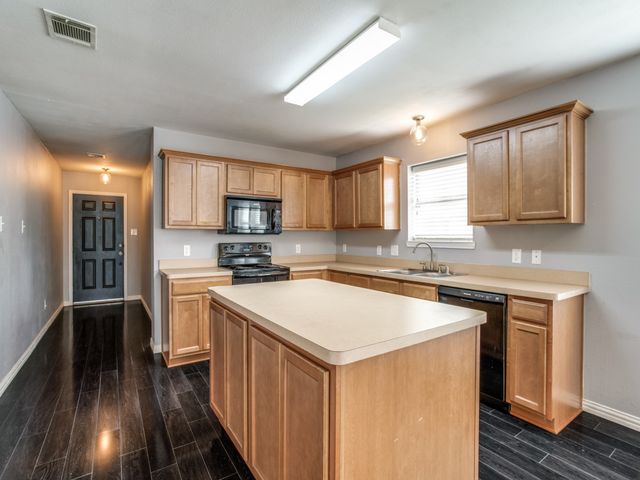 1213 Toledo Bend Drive, Princeton, TX 75407