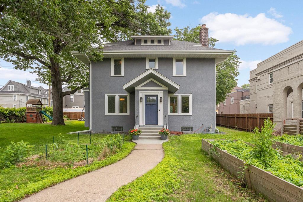 2213 Nicollet Avenue, Minneapolis, MN 55404
