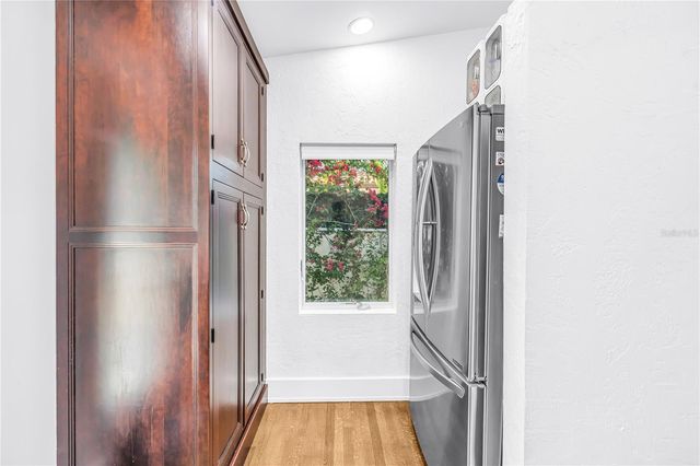 209 BANDERA WAY NE, St Petersburg, FL 33704