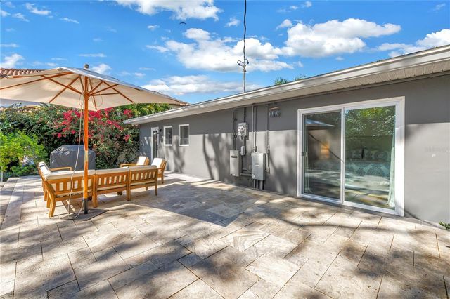 209 BANDERA WAY NE, St Petersburg, FL 33704