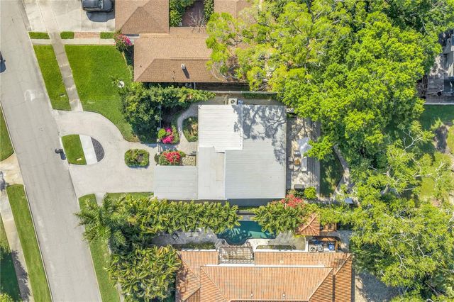 209 BANDERA WAY NE, St Petersburg, FL 33704