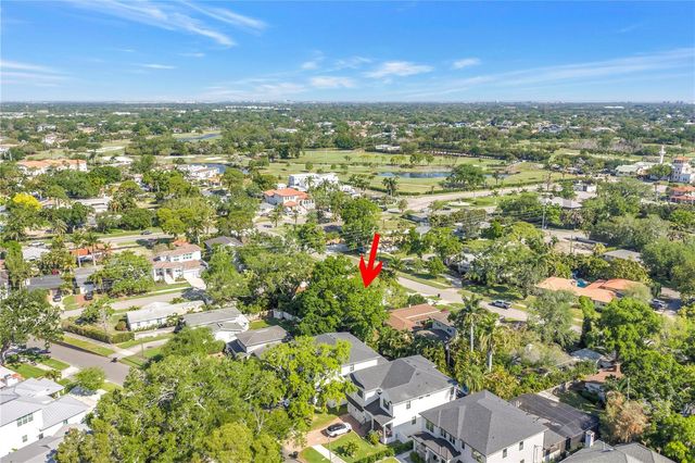 209 BANDERA WAY NE, St Petersburg, FL 33704